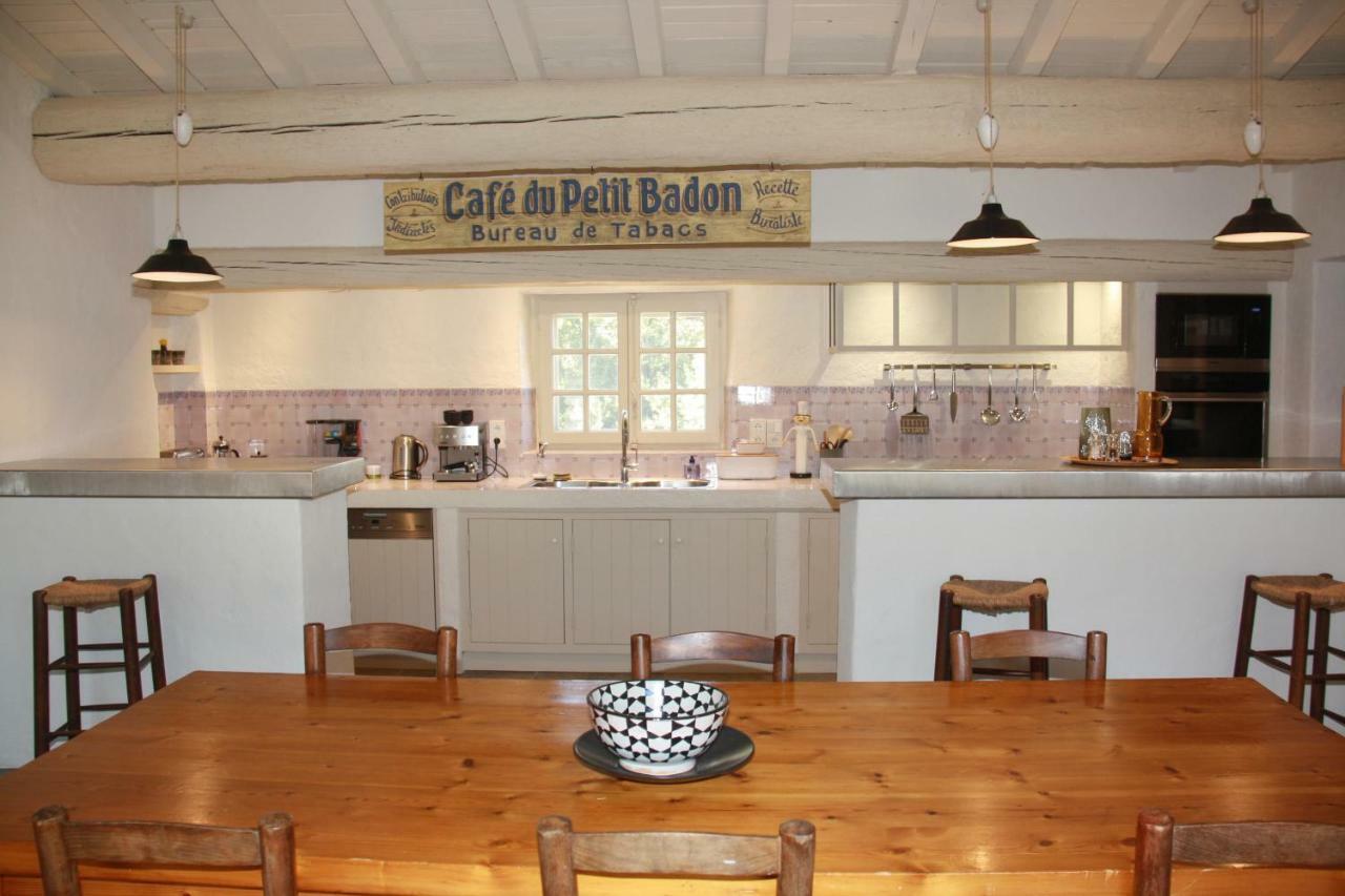 Le Cafe & La Forge Du Petit Badon Villa Salin-de-Giraud Kültér fotó