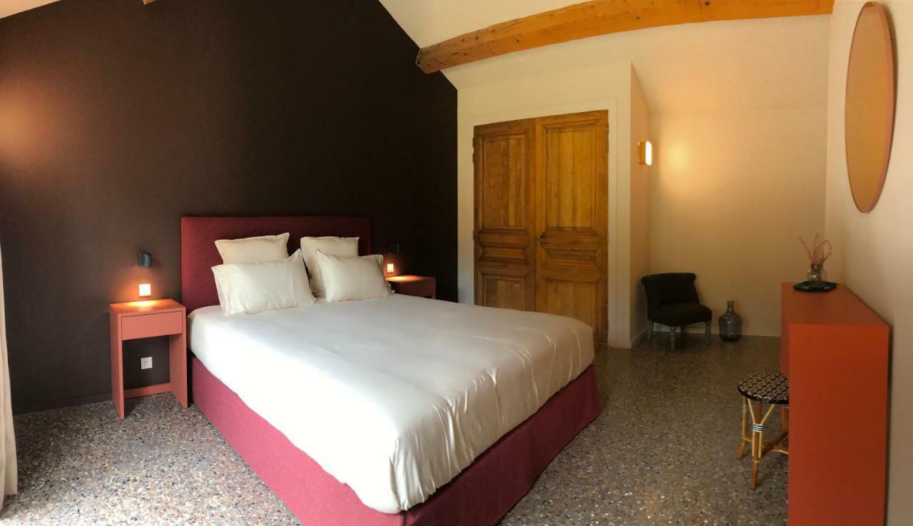 Le Cafe & La Forge Du Petit Badon Villa Salin-de-Giraud Kültér fotó